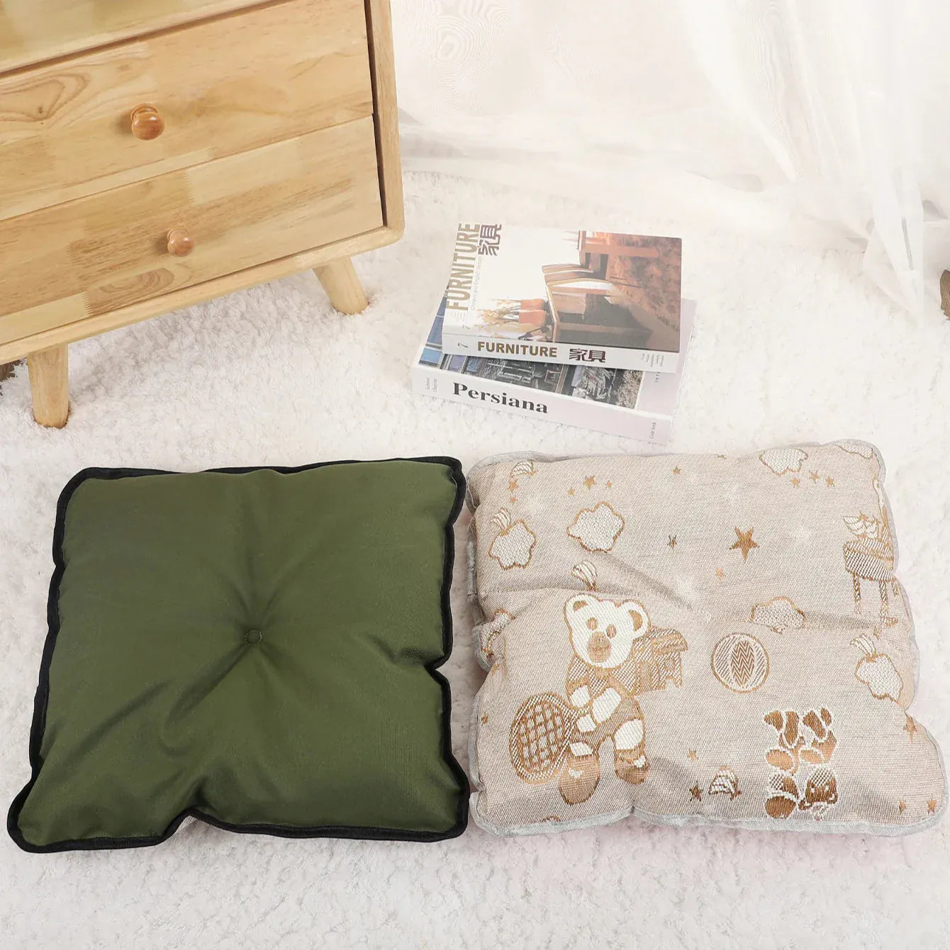 TechnuPet Cat Bed Winter Clamshell Cat Tent Bed