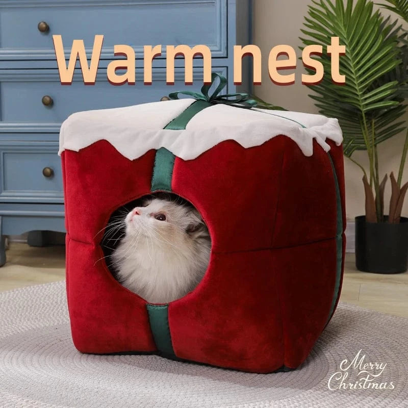 TechnuPet Cat Houses Red / 40cm Christmas Cat House Winter Warm Sleeping Bed