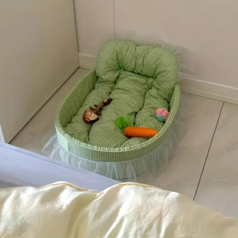 TechnuPet Cat Bed Green Princess Cat Sofa Bed