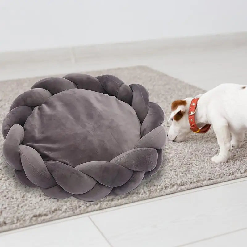 TechnuPet Heated Cat Bed Soft Washable Round Cat Bed